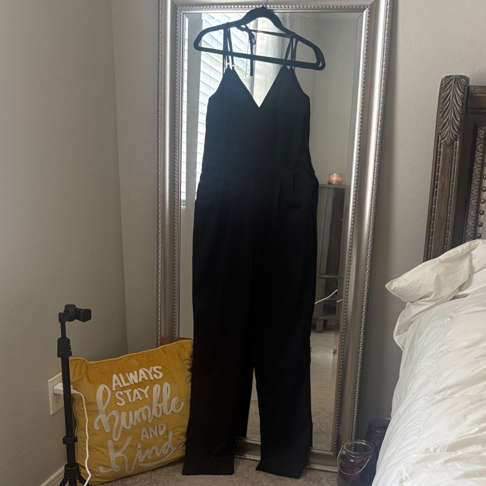 Elegant Black Jumpsuit Backless